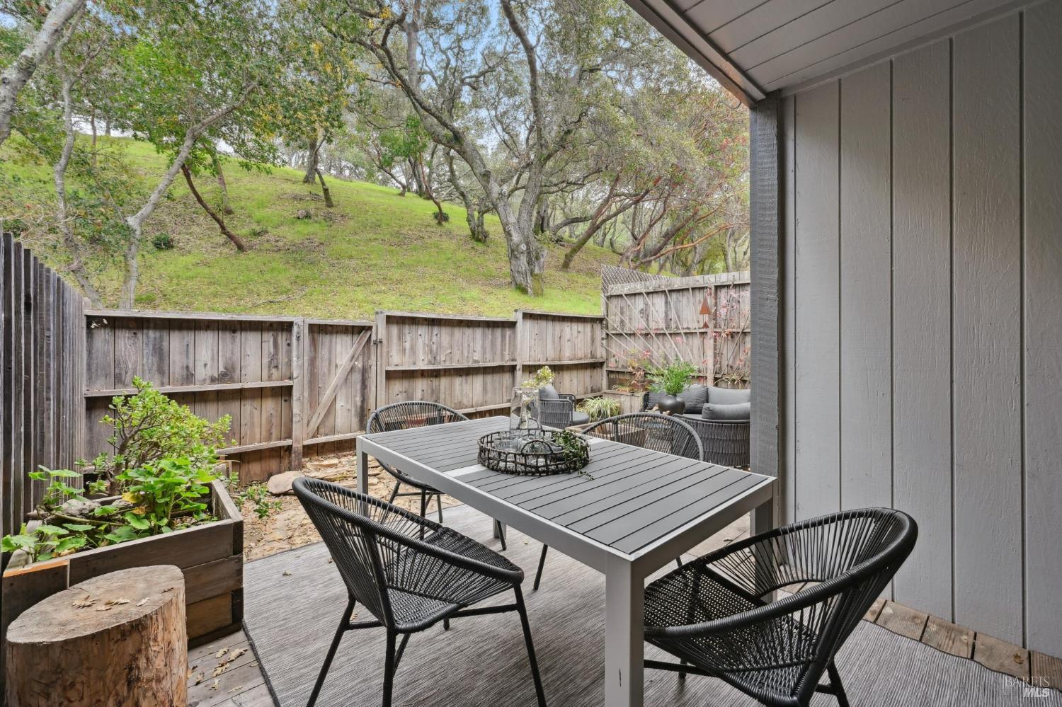 405 Sylvia Way San Rafael CA 94903