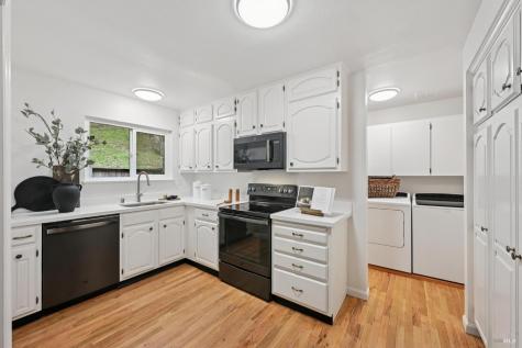 405 Sylvia Way San Rafael CA 94903