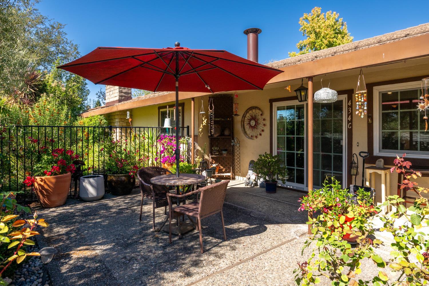 434 Las Casitas Court Santa Rosa CA 95403