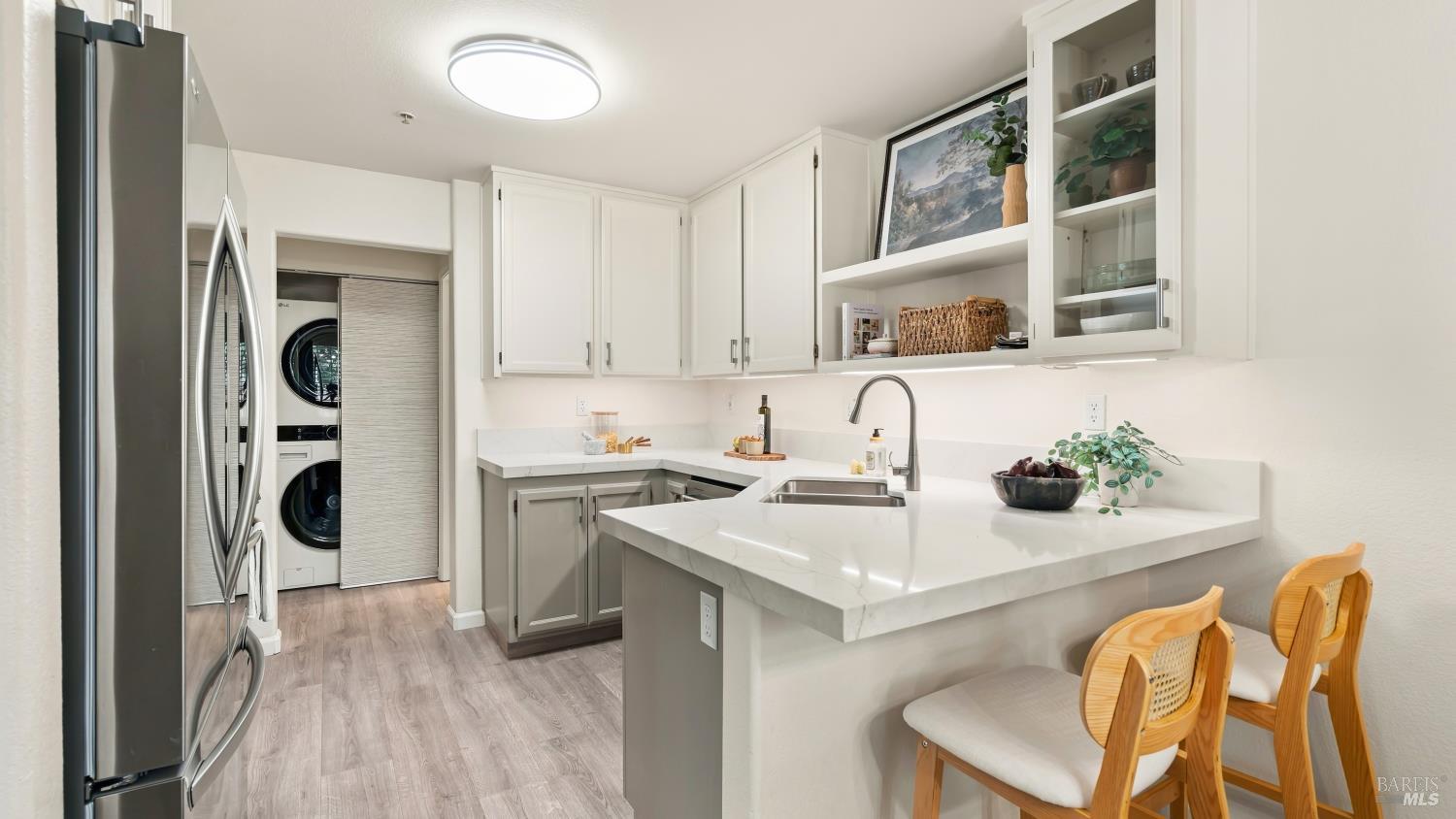 829 Chardonnay Circle Petaluma CA 94954