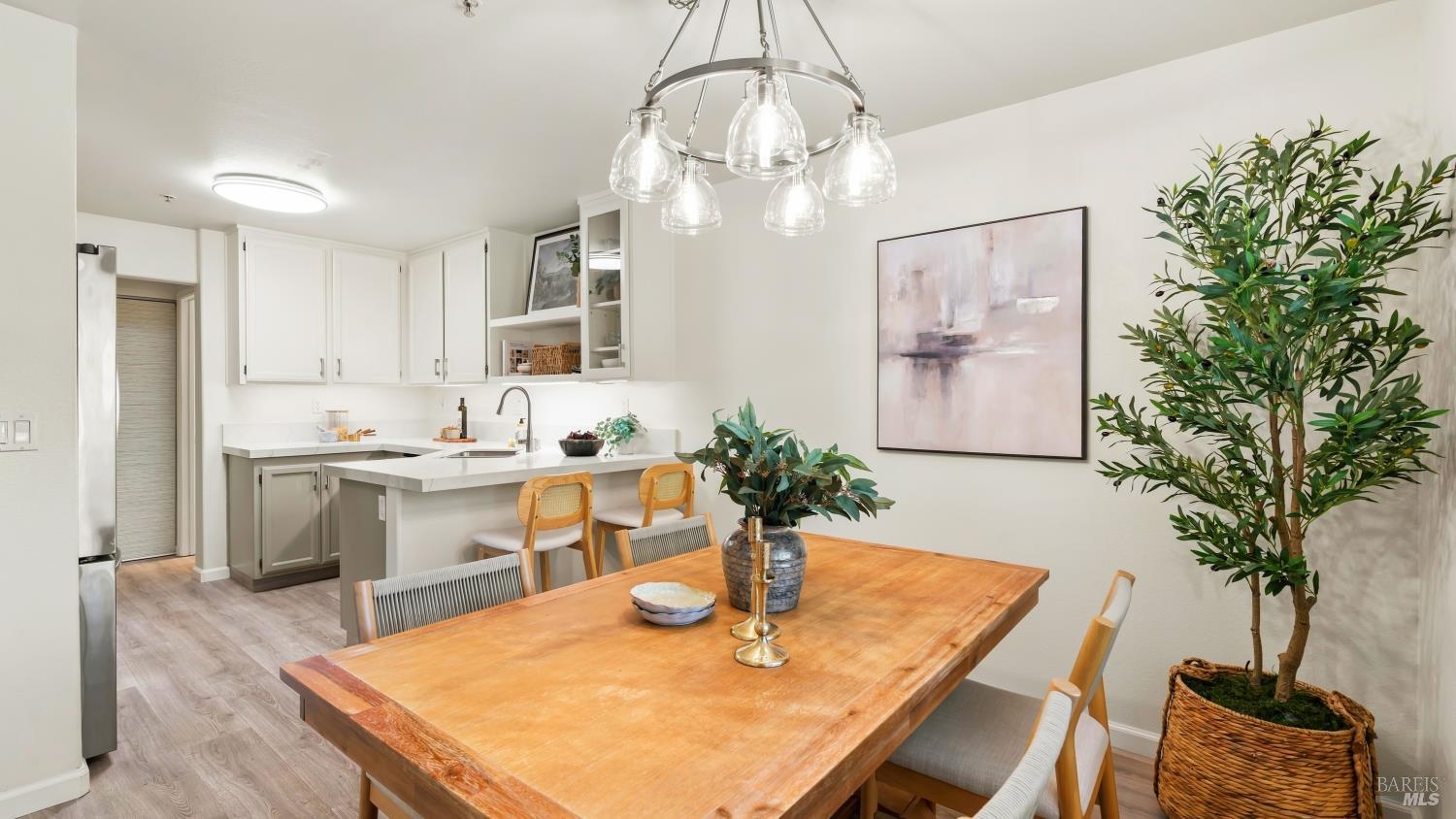 829 Chardonnay Circle Petaluma CA 94954
