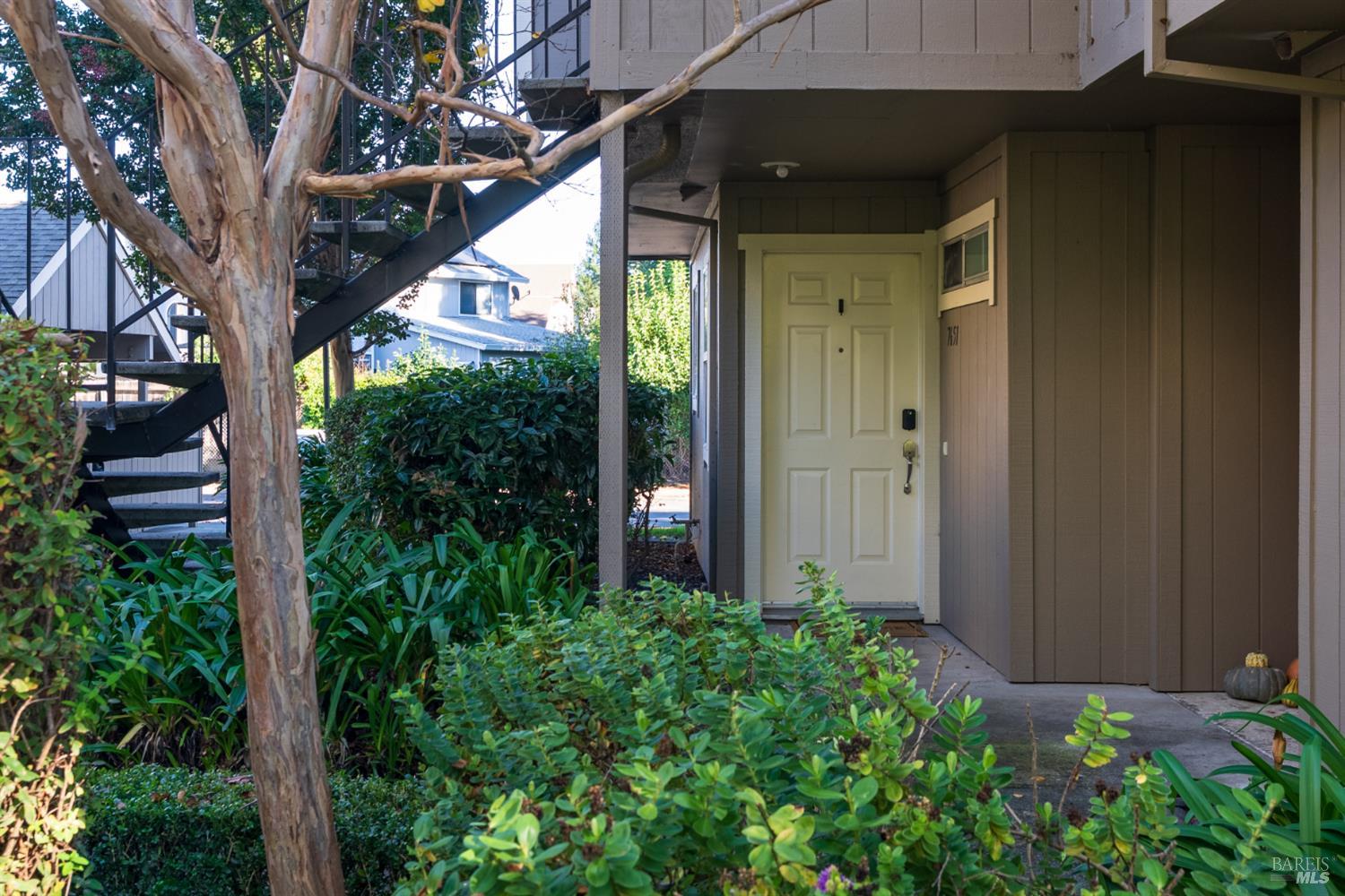 7651 Camino Colegio Rohnert Park CA 94928