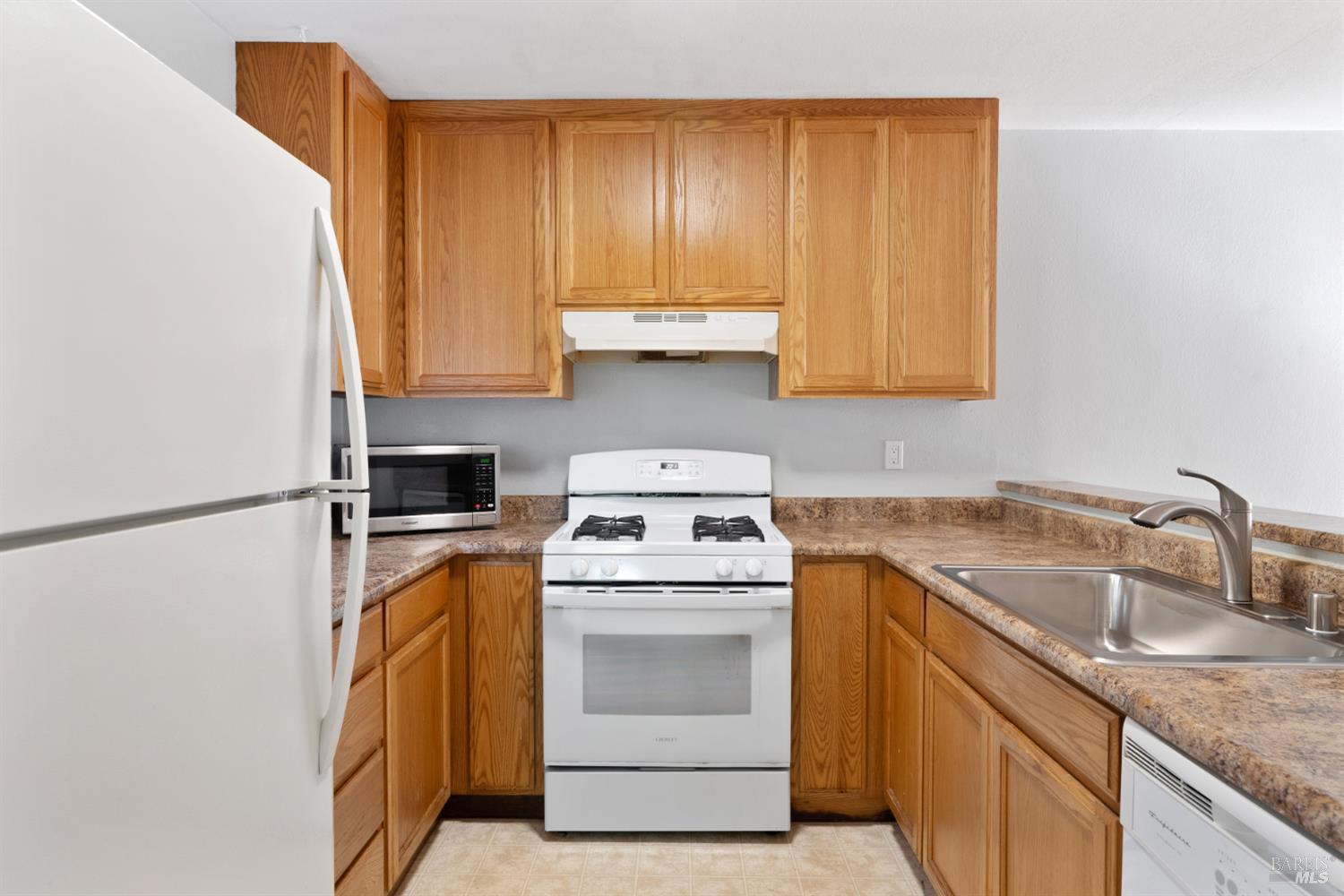 7651 Camino Colegio Rohnert Park CA 94928