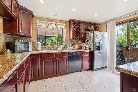 835 Liberty Street Petaluma CA 94952