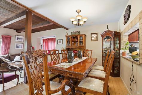835 Liberty Street Petaluma CA 94952