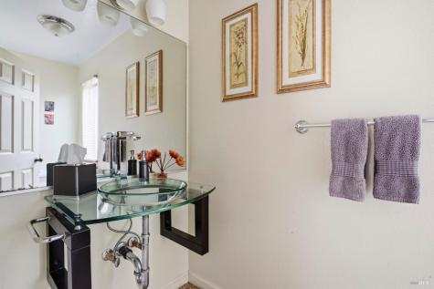 835 Liberty Street Petaluma CA 94952