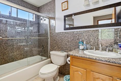 835 Liberty Street Petaluma CA 94952