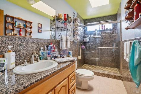 835 Liberty Street Petaluma CA 94952