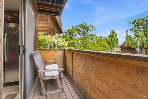 835 Liberty Street Petaluma CA 94952