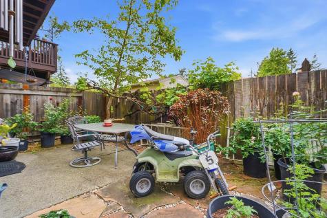 835 Liberty Street Petaluma CA 94952