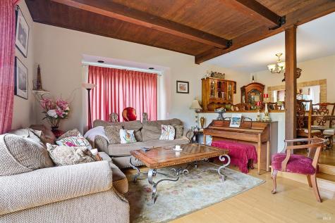 835 Liberty Street Petaluma CA 94952