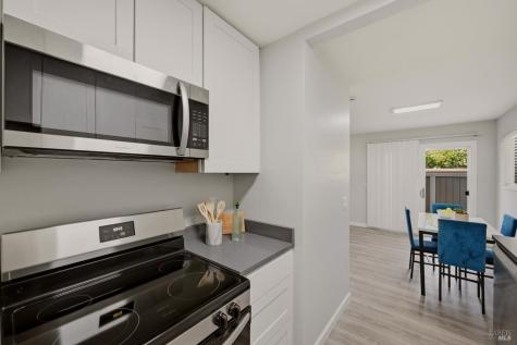 2151 W Steele Lane Santa Rosa CA 95403