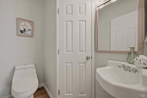 2151 W Steele Lane Santa Rosa CA 95403