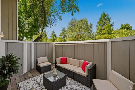 2151 W Steele Lane Santa Rosa CA 95403