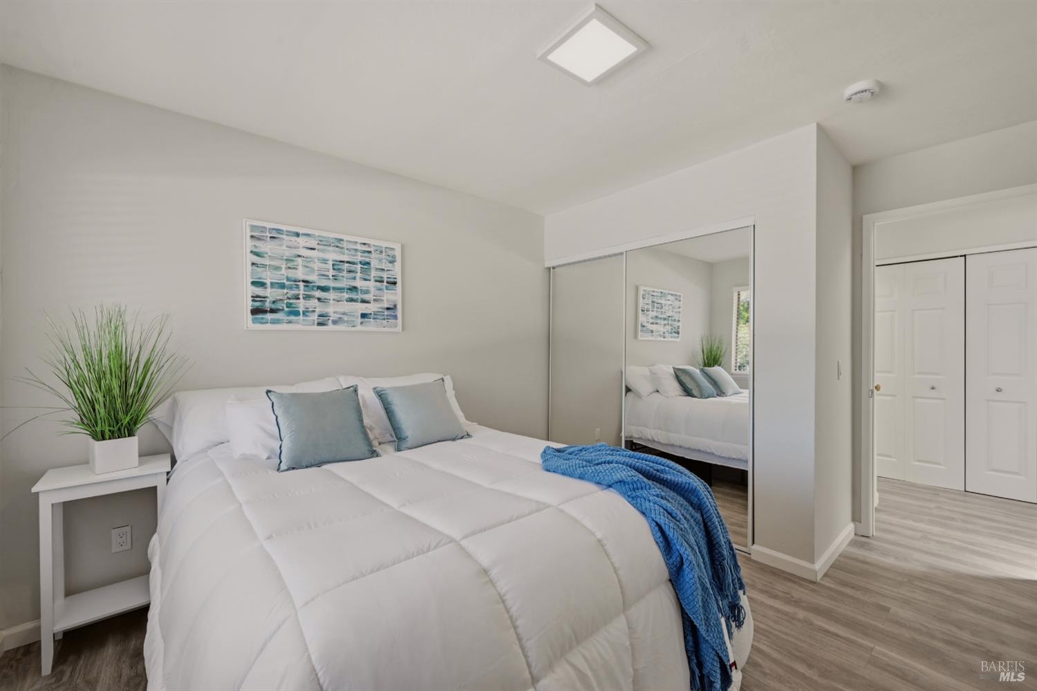 2151 W Steele Lane Santa Rosa CA 95403