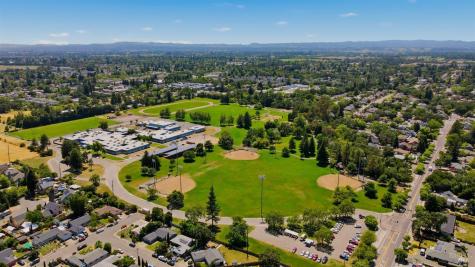 2151 W Steele Lane Santa Rosa CA 95403