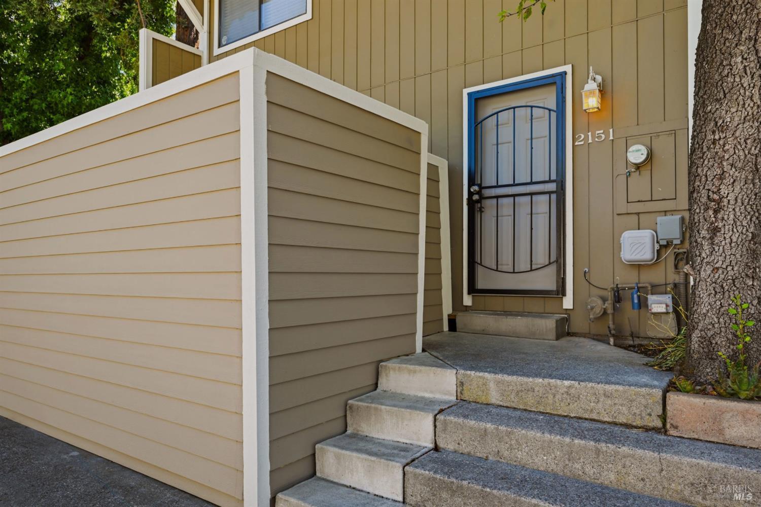 2151 W Steele Lane Santa Rosa CA 95403