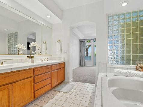 2131 Stonefield Lane Santa Rosa CA 95403