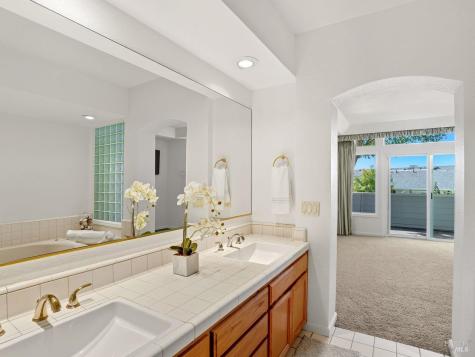 2131 Stonefield Lane Santa Rosa CA 95403