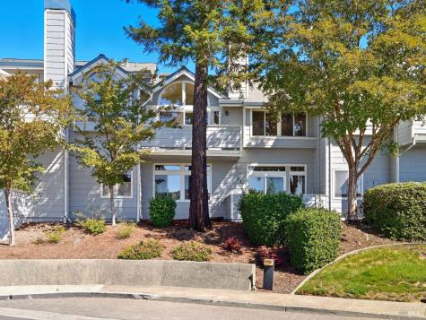 2131 Stonefield Lane Santa Rosa CA 95403