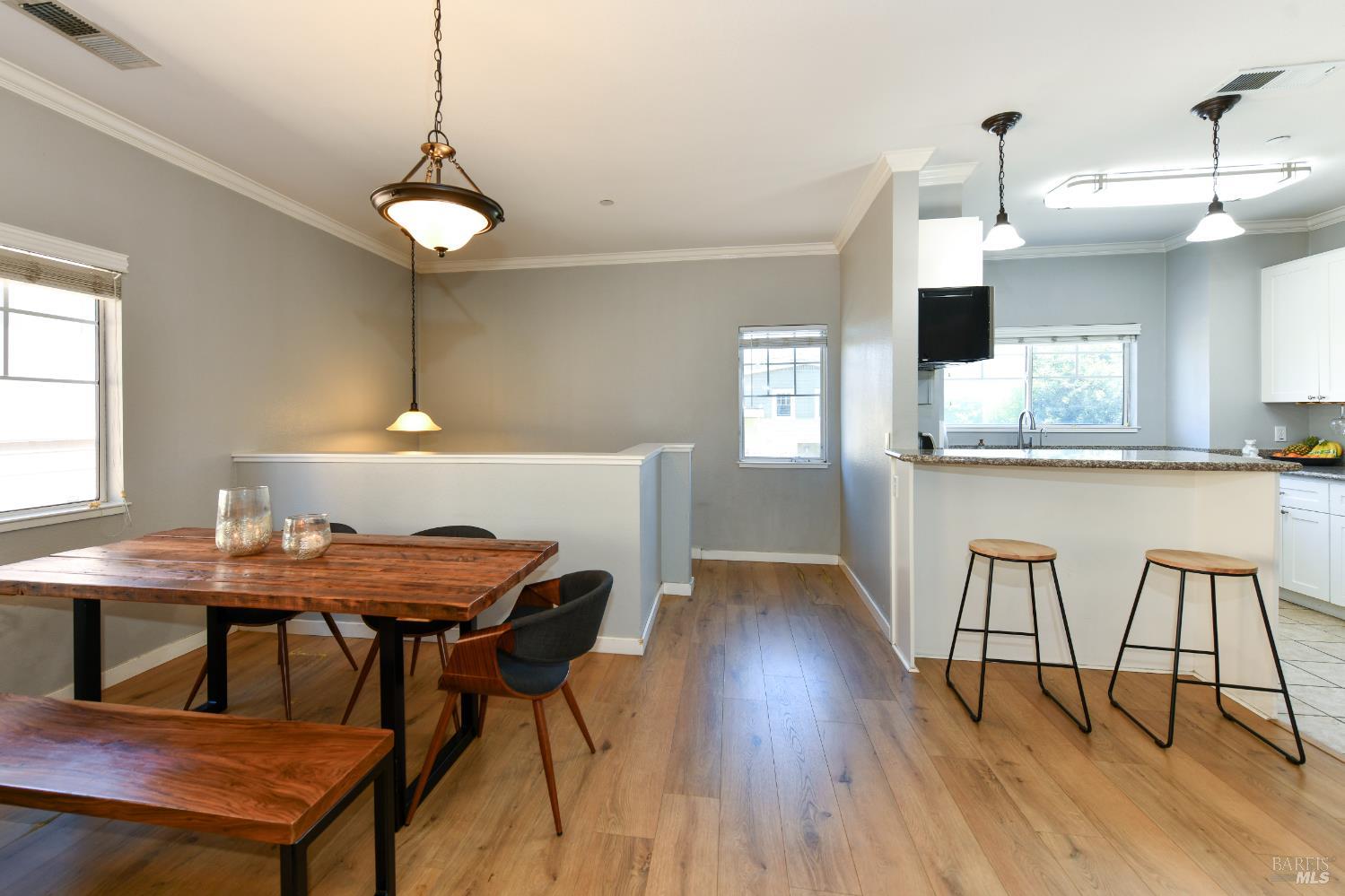 127 Valley Oak Drive Napa CA 94558