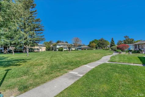 2520 Plata Court Santa Rosa CA 95403