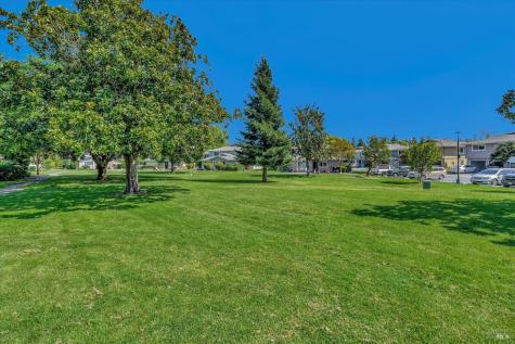 2520 Plata Court Santa Rosa CA 95403