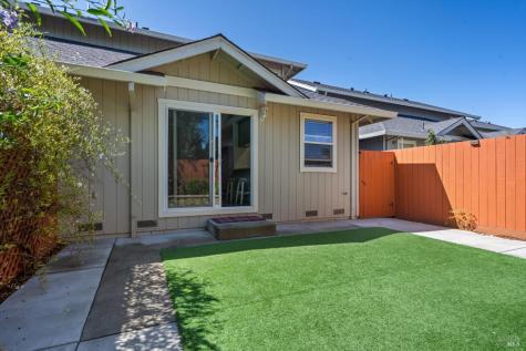 408 Flower Avenue Santa Rosa CA 95404