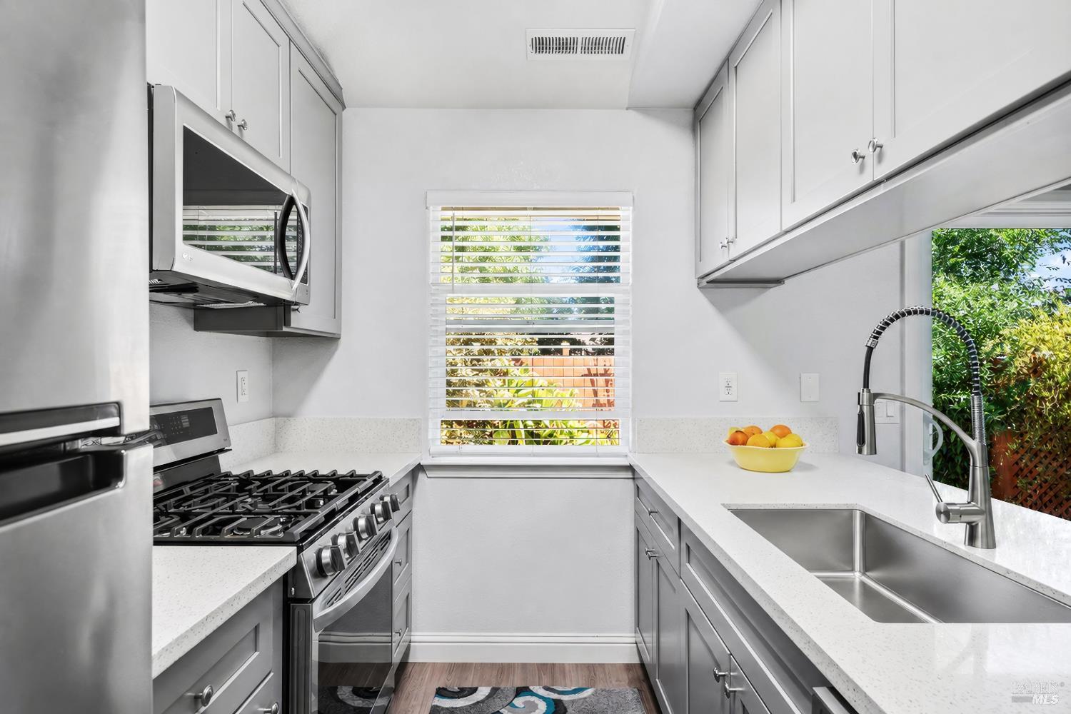 408 Flower Avenue Santa Rosa CA 95404