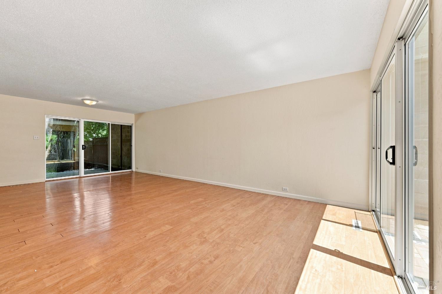 3148 Valley Green Lane Napa CA 94558