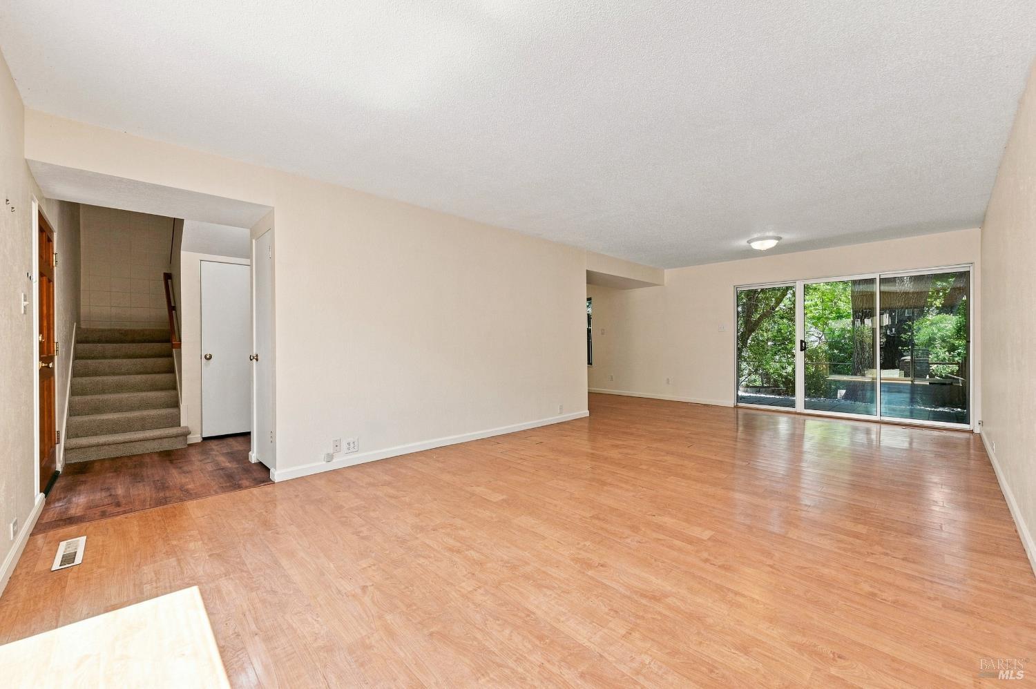 3148 Valley Green Lane Napa CA 94558