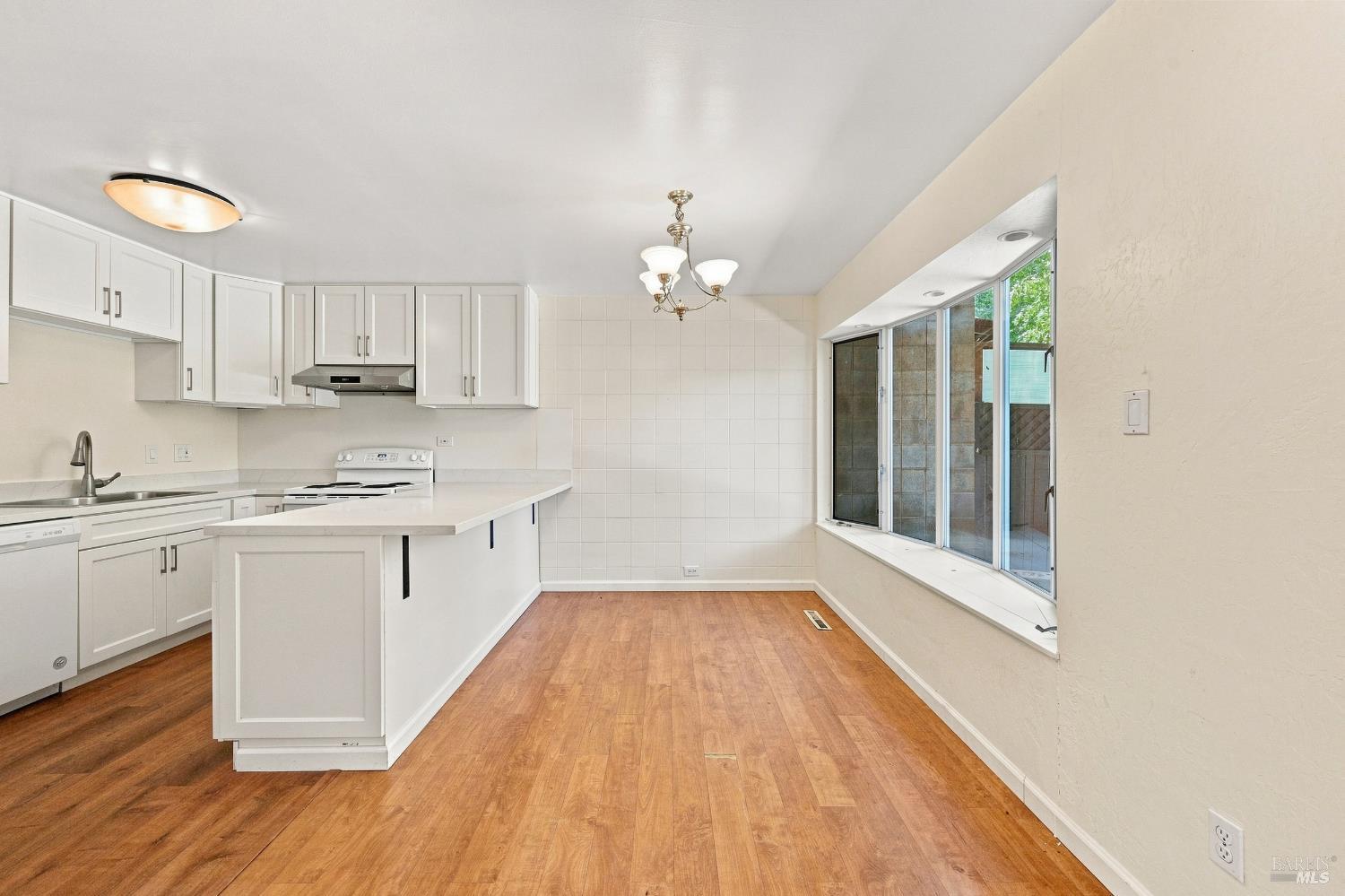 3148 Valley Green Lane Napa CA 94558