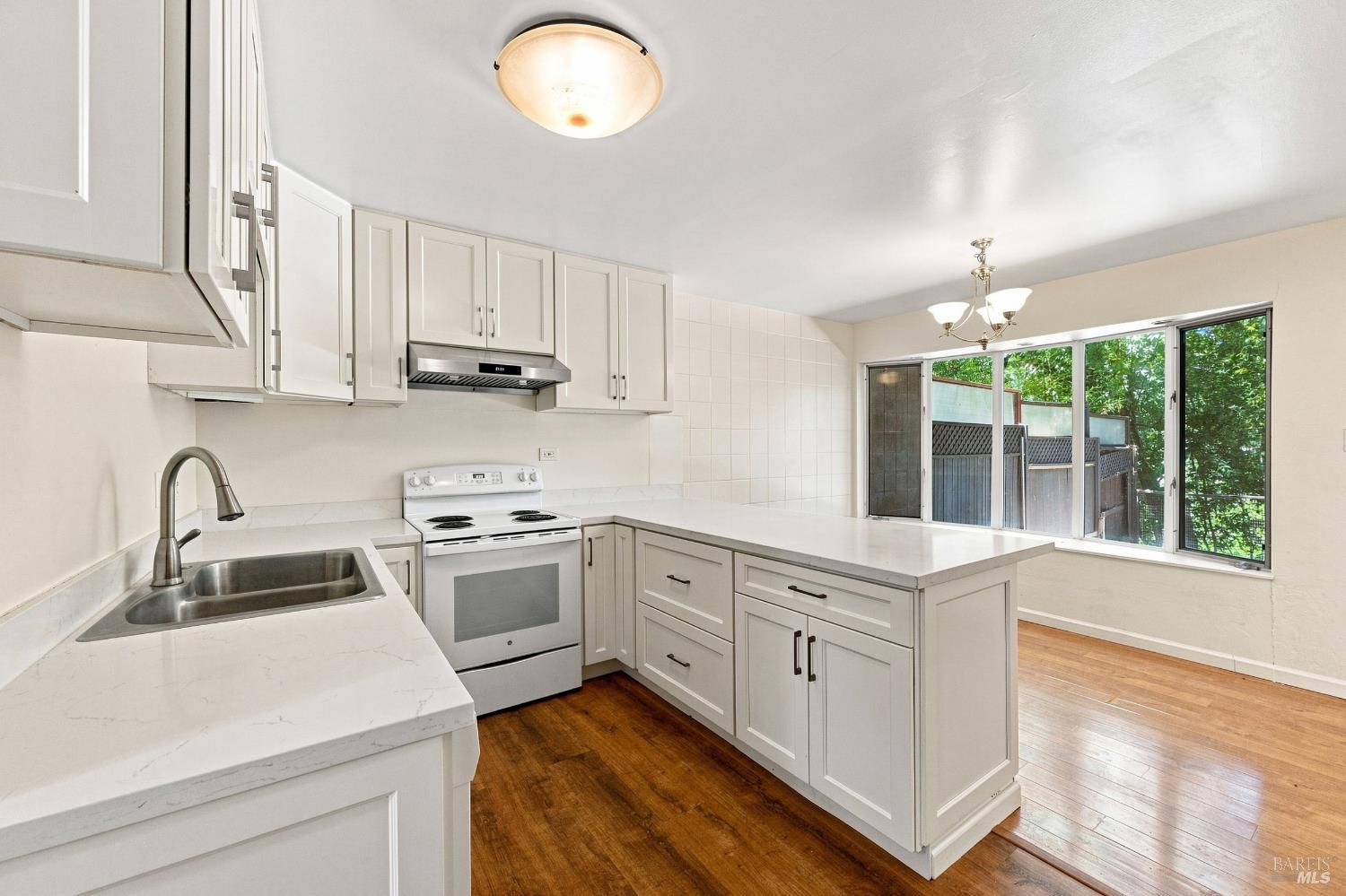 3148 Valley Green Lane Napa CA 94558