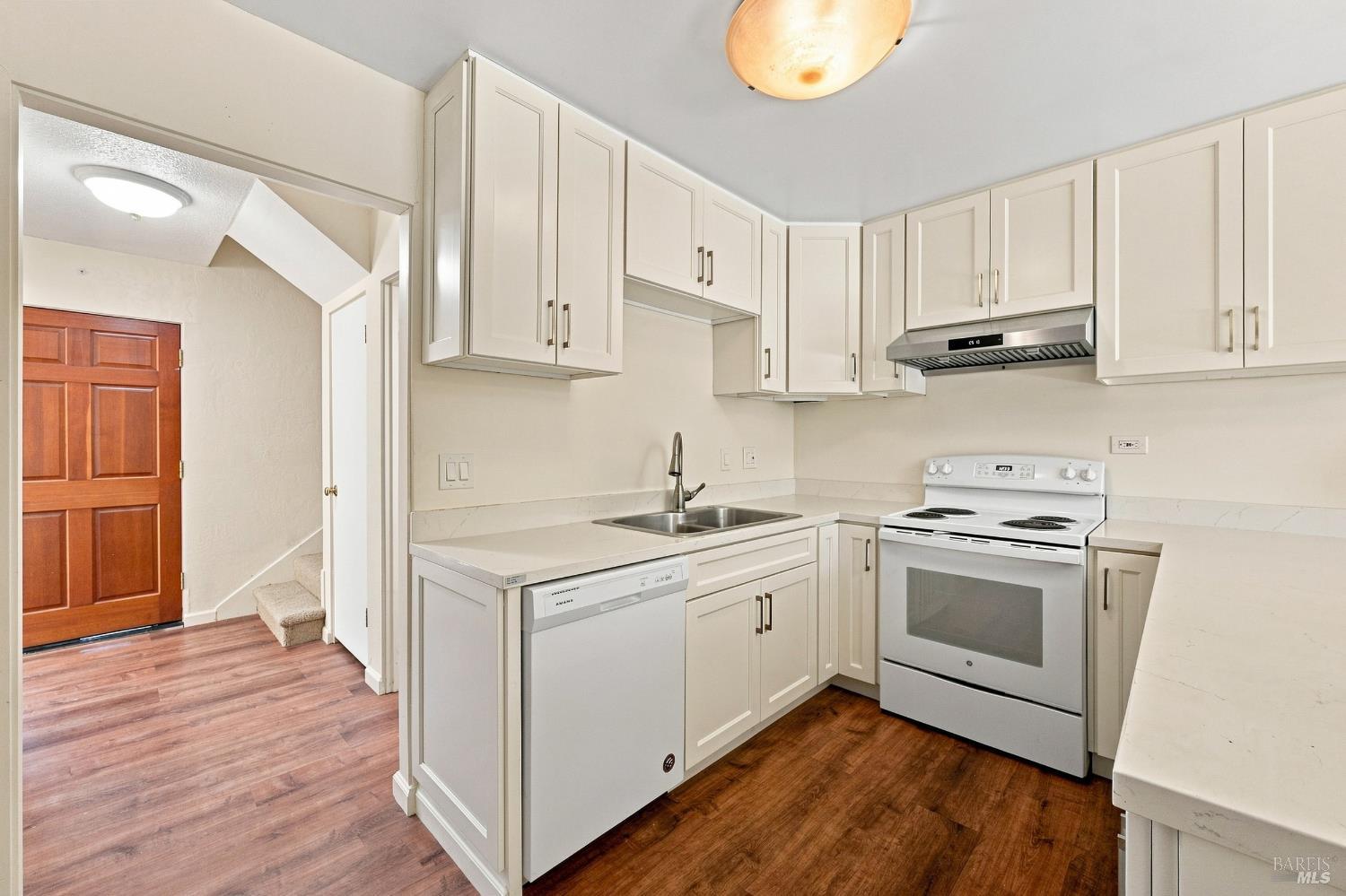 3148 Valley Green Lane Napa CA 94558