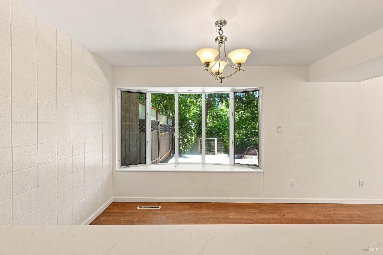 3148 Valley Green Lane Napa CA 94558