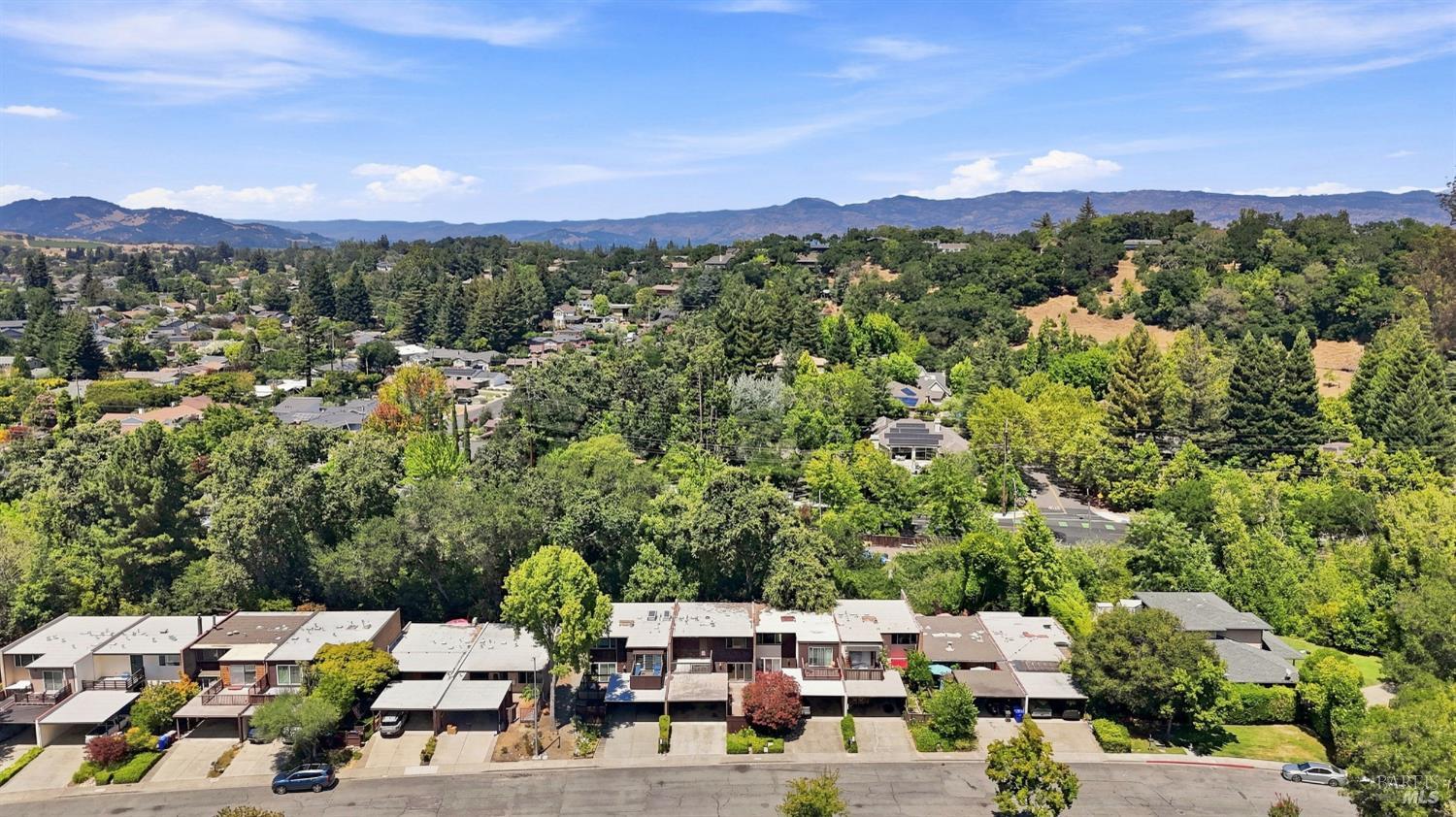 3148 Valley Green Lane Napa CA 94558