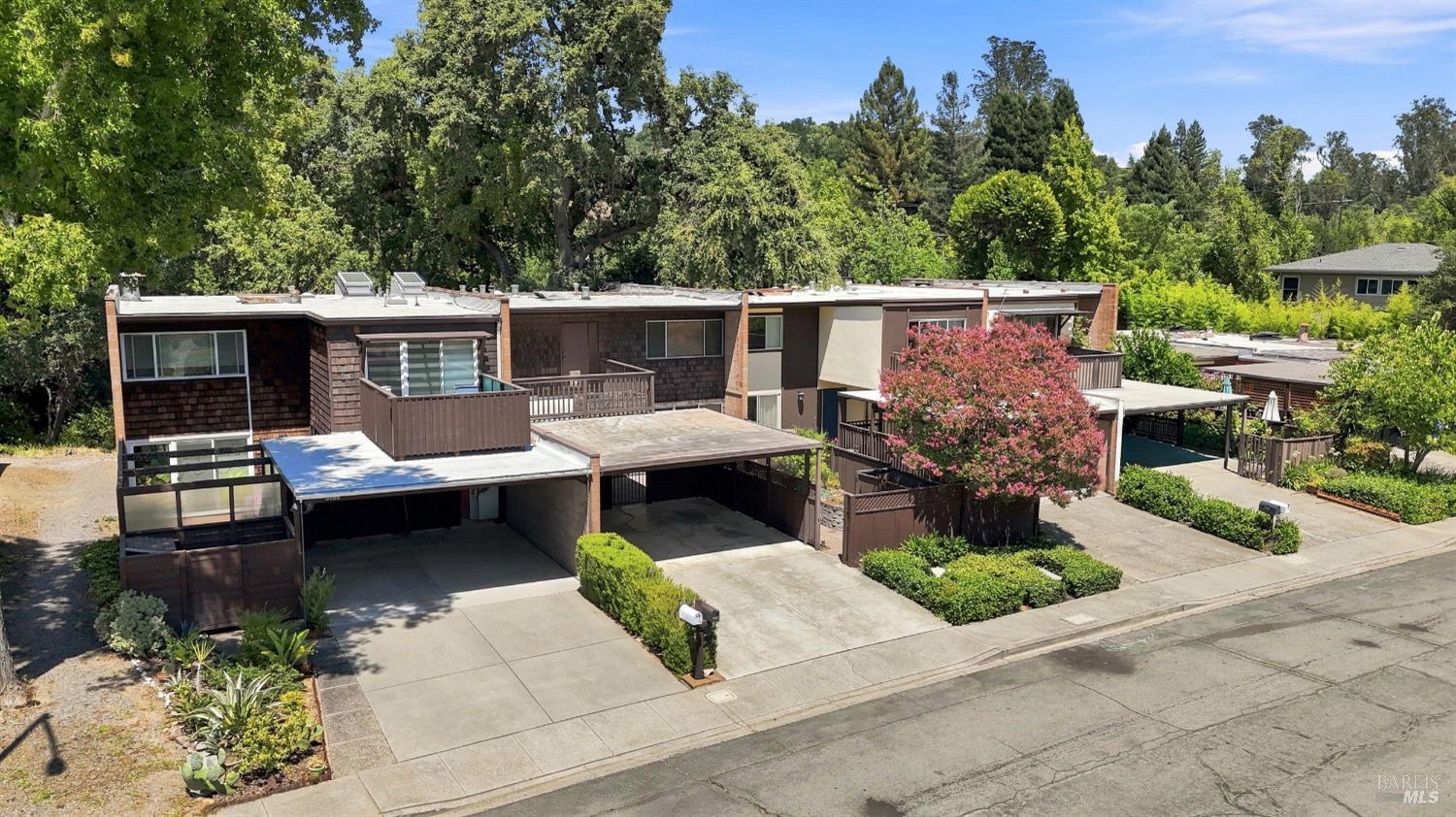 3148 Valley Green Lane Napa CA 94558