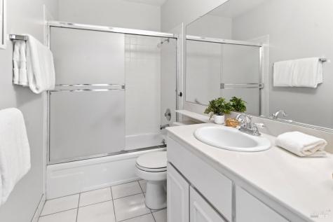 4 James Black Circle Novato CA 94949