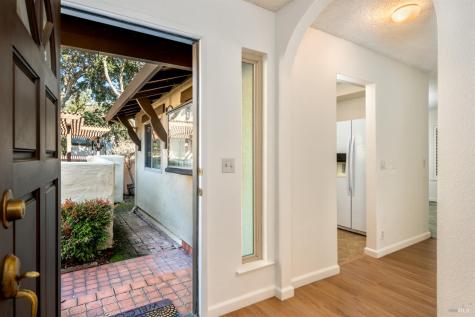 826 Adobe Drive Santa Rosa CA 95404