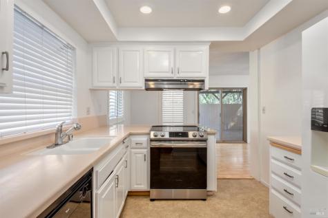 826 Adobe Drive Santa Rosa CA 95404