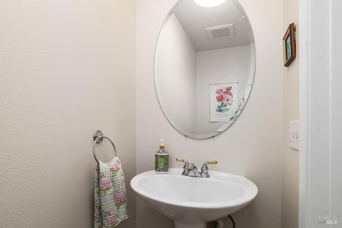 103 Amelia Way Novato CA 94949