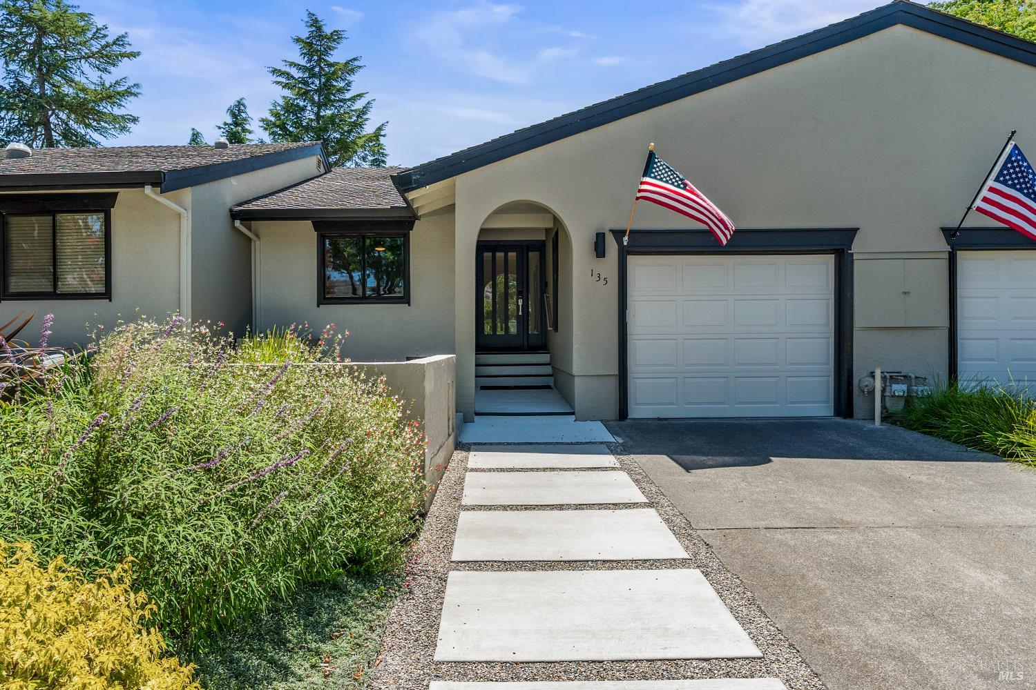 135 Vineyard Circle Yountville CA 94599
