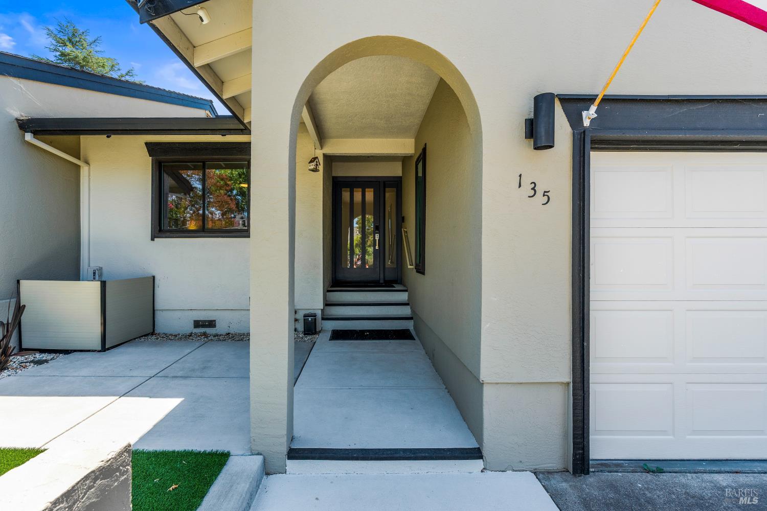 135 Vineyard Circle Yountville CA 94599