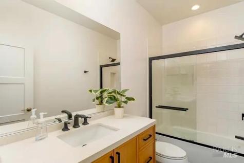 715 Rockview Road Novato CA 94949