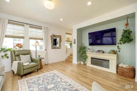 715 Rockview Road Novato CA 94949