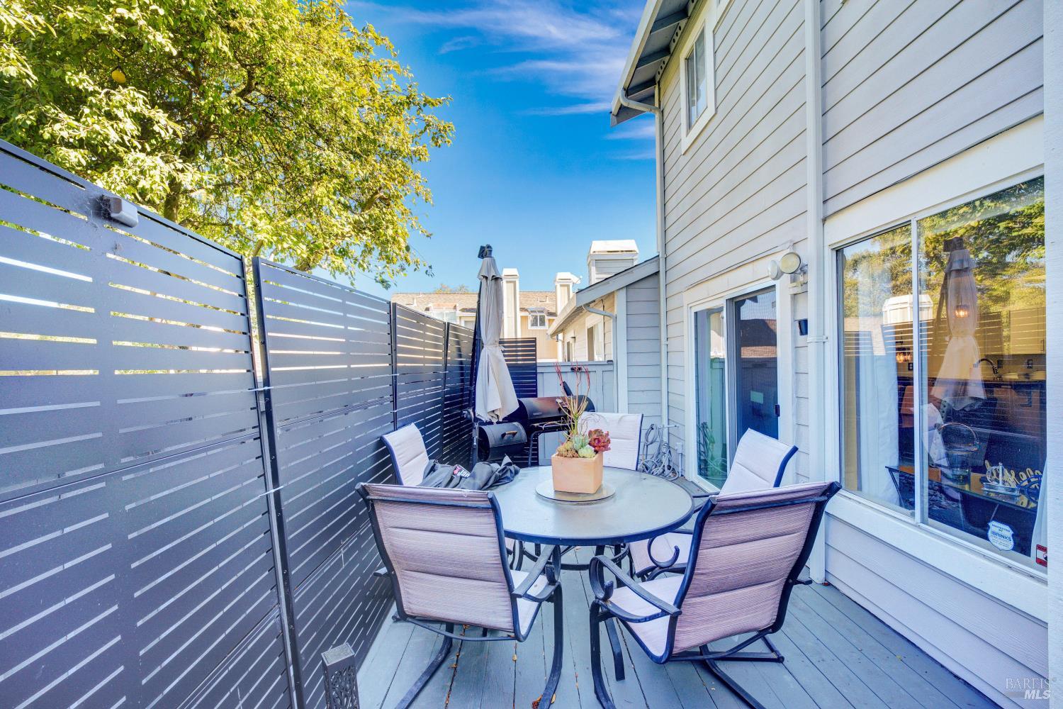 110 S Wildwood Hercules CA 94547