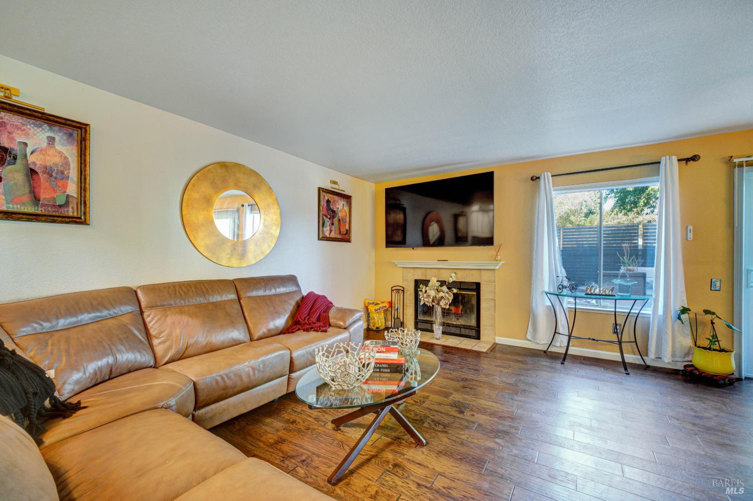 110 S Wildwood Hercules CA 94547
