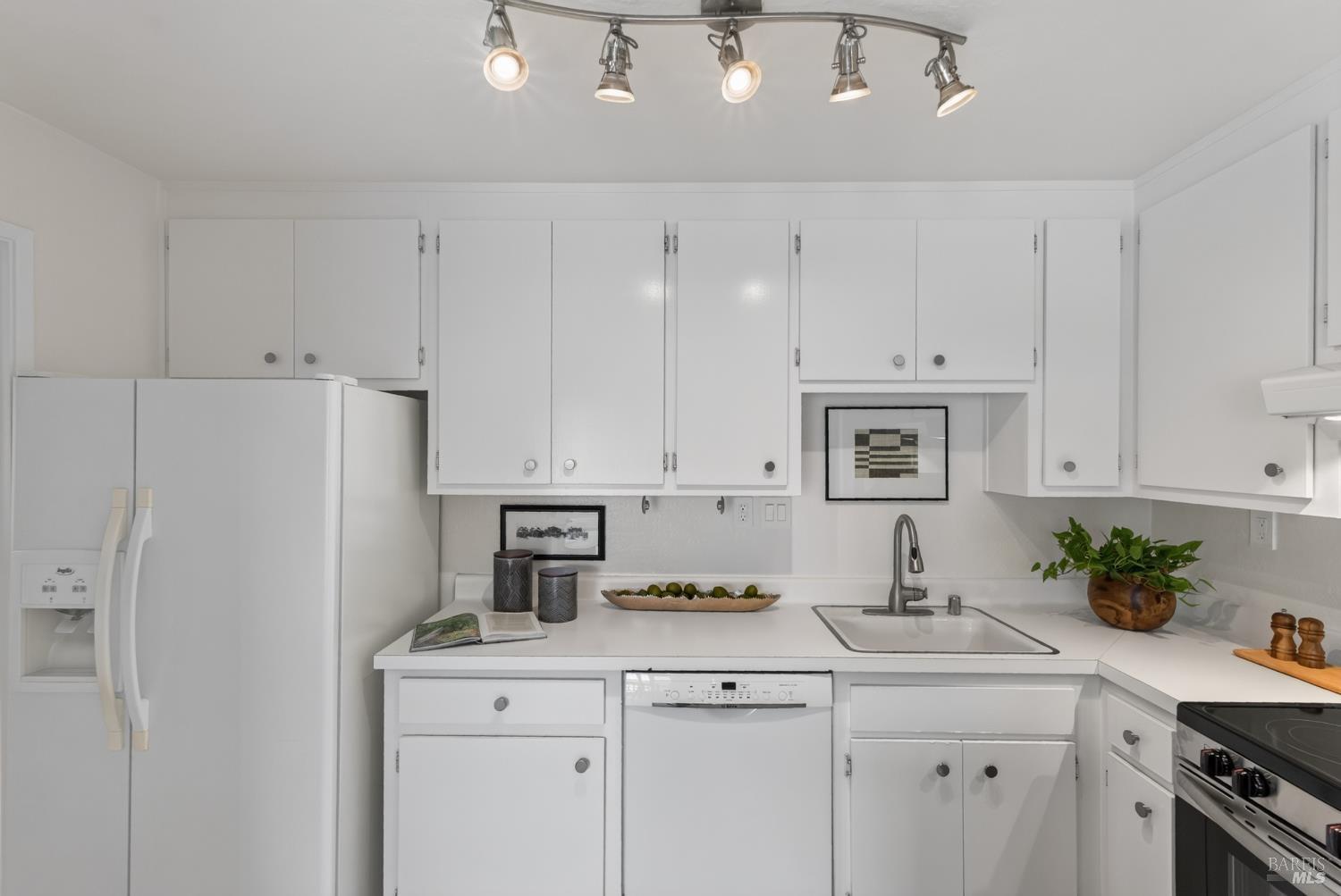 529 Larkspur Plaza Drive Larkspur CA 94939
