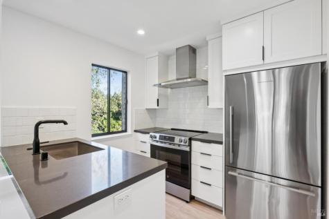 561 Seaver Drive Mill Valley CA 94941