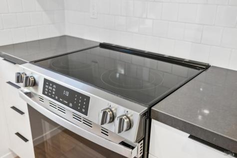 561 Seaver Drive Mill Valley CA 94941